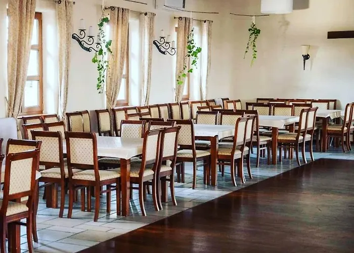 酒店 Magnat Słupca